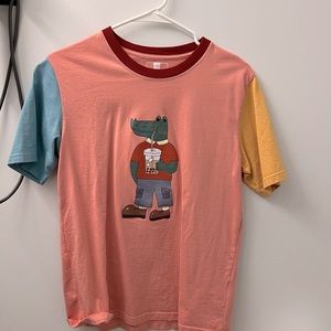 Cute T-shirt - almost brand new. One size